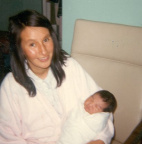 Agnes Matthews and daughter Abigail (February 1972)