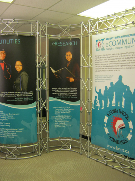 2012-06-25-KO-eCommunity-booth-setup__4_.JPG