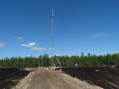 Kasabonika-Cell-Tower-construction.jpg