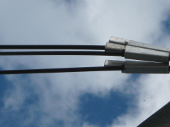 2012-06-21-01-Poplar-Hill-fibre-cable-attached-to-Northern-store