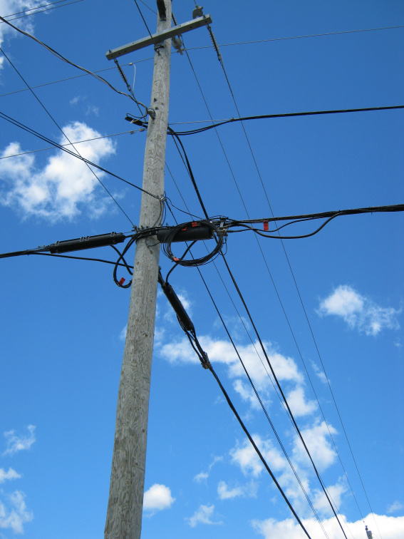 2012-06-21-10-Poplar-Hill-fibre-cable-Pole5-at-corner-by-Nursing-Station