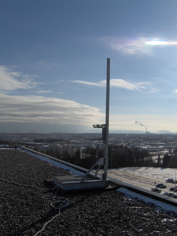 The future location for the Aperto units and the 100Mb microwave link to Vickers Street on the Library roof.