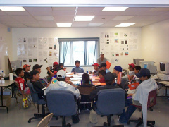 Curtis explaining to the kids, what this
science technology day camp is about.