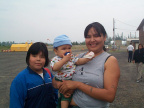 Bryanna Meekis, Zachary Rae, and his mother, Mina Rae, left on this plane.