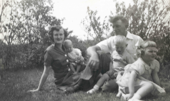 10-mom-terry-laurie-Dad-brian-55