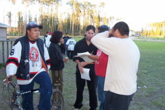 And here we have some Keewaywin people swarming around one of the co-ordinators of the Keewaywin Jamboree
