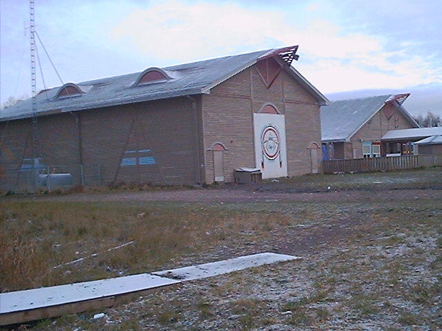 A view of Keewaywin First Nation School